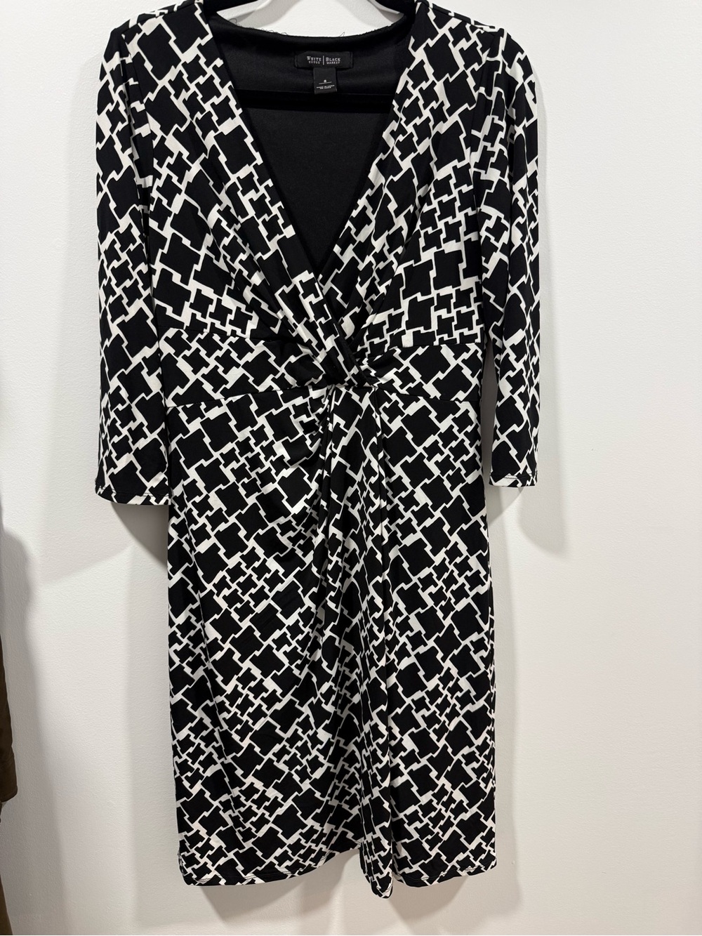 White House Black Market Black & White Geometric Knot-Front Midi Dress